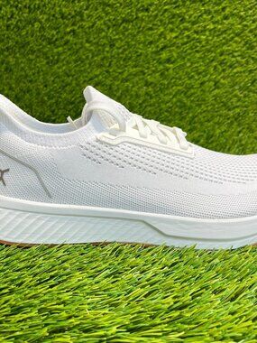 Flux Adapt Runner White Gum Mens Size 8.5 Womens 10 Athletic Walking Knit Shoes